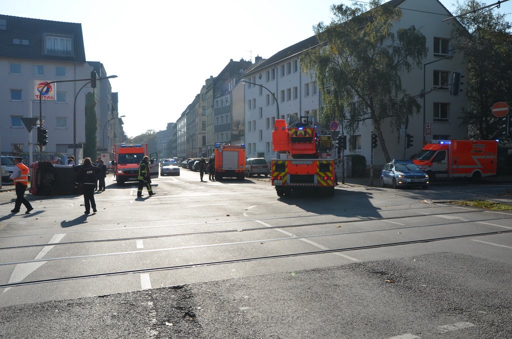 VU Koeln Ehrenfeld Vogelsangerstr Melatenguertel P6043.JPG